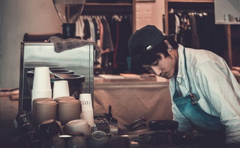 hot to earn money at 16