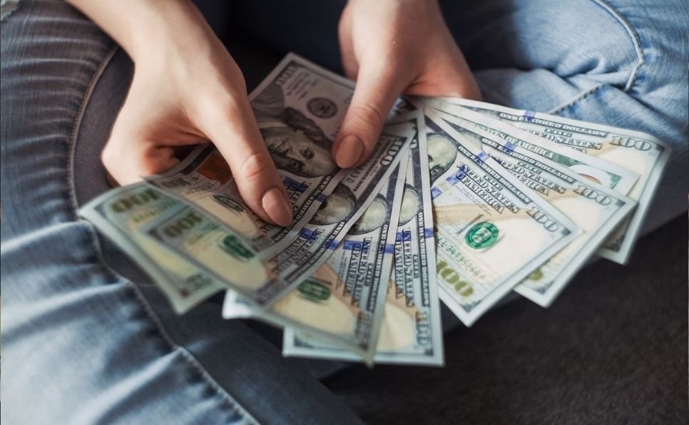 how to invest money online